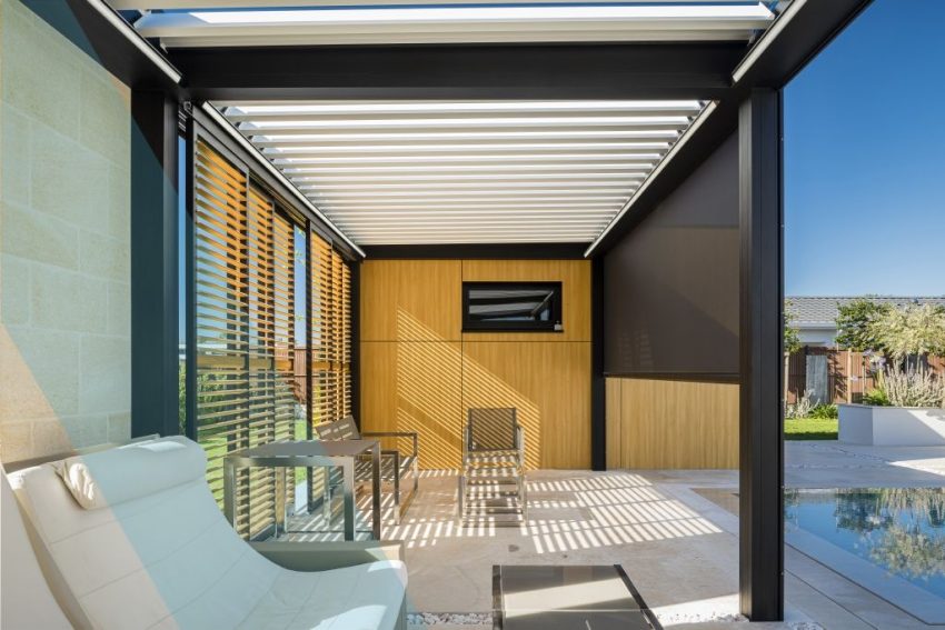 Outdoor concept: Lamellás pergolák Fixscreen és Loggia oldalárnyékolókkal
