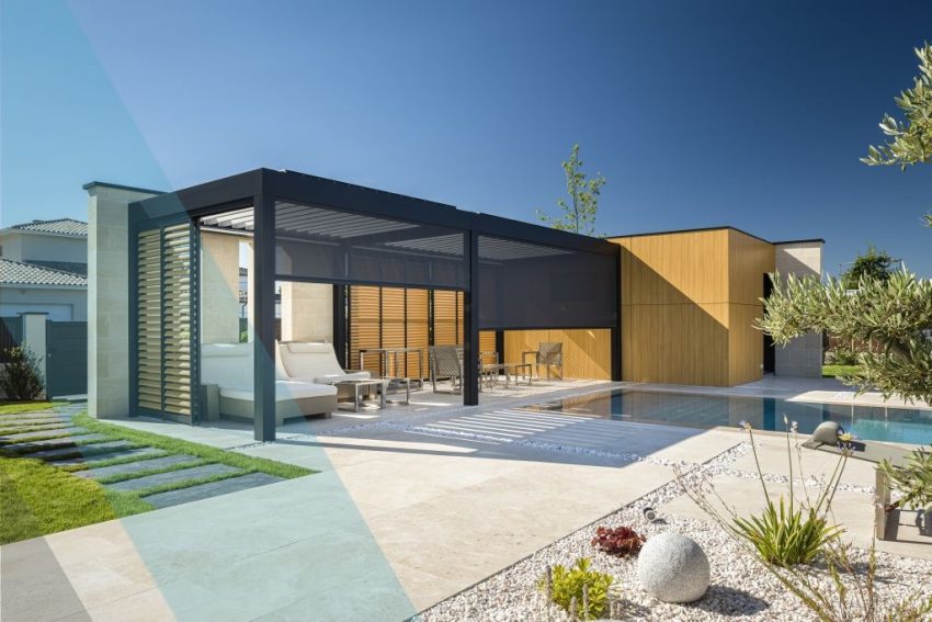Outdoor concept: Lamellás pergolák Fixscreen és Loggia oldalárnyékolókkal
