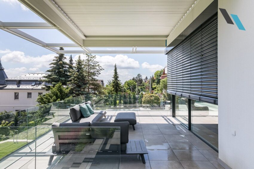 Algarve Aero lamellás pergola