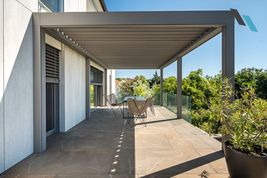 Camargue bioklimatikus pergola